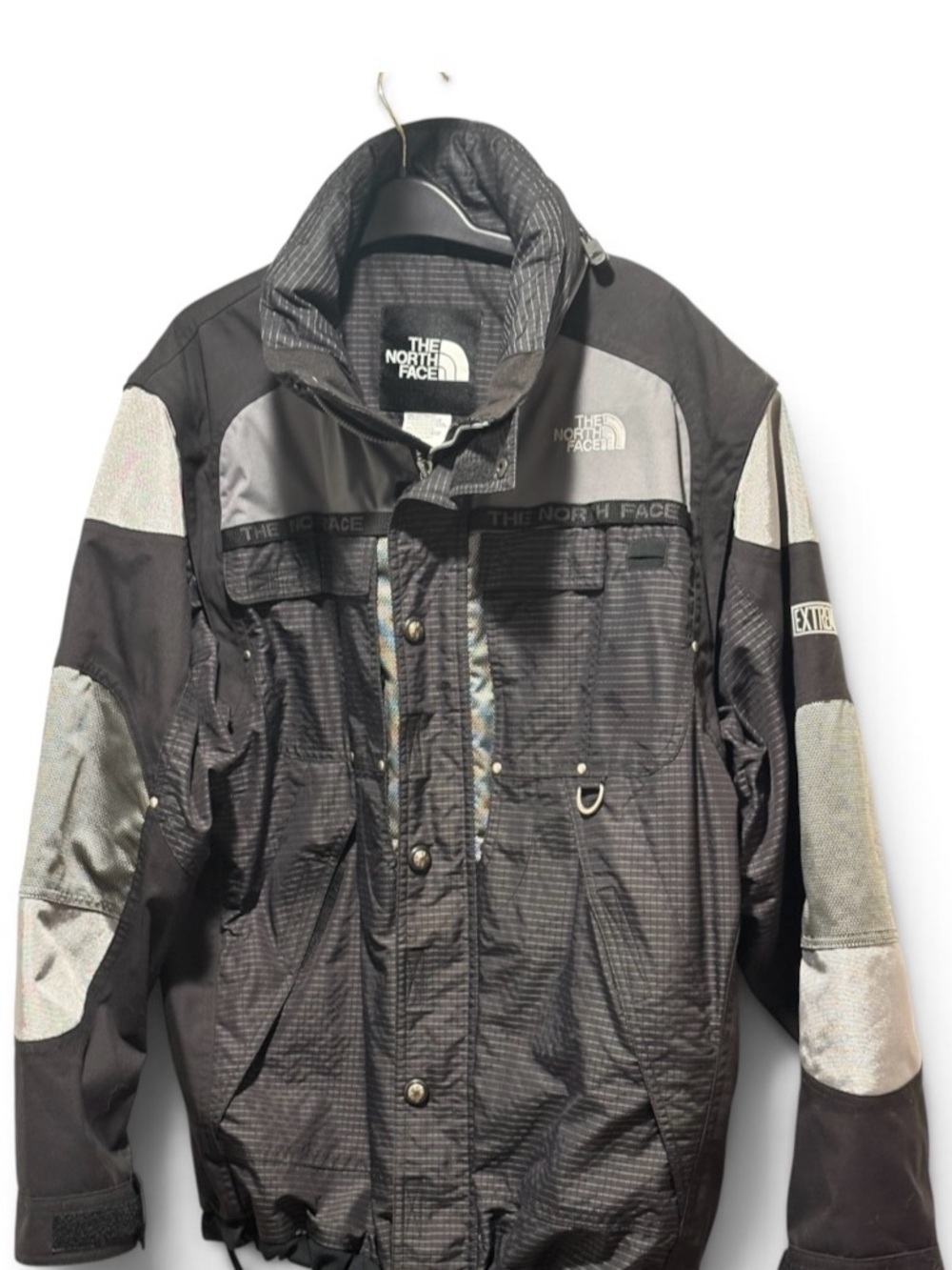 The North Face Men’s Black & Gray Vintage ICONIC Extreme Gear” Ski Jacket